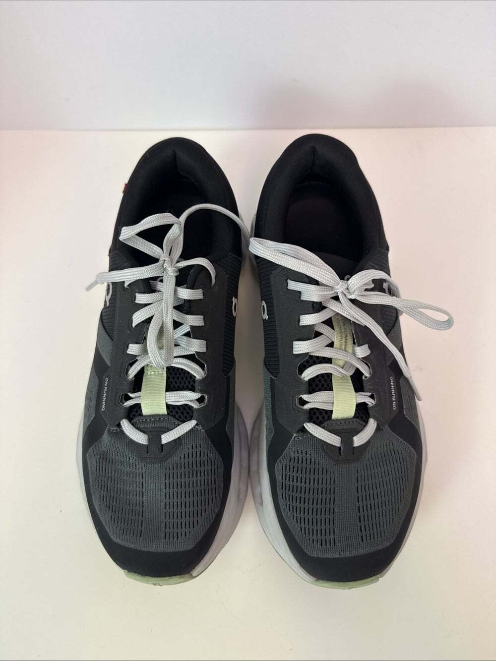 Women On Cloud Cloud runner Size 7